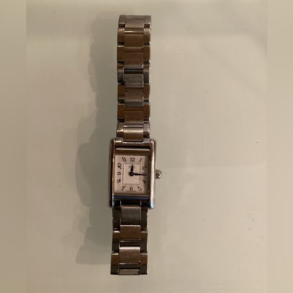 Silver Coach Watch in Preloved Condition with Brand New Battery. - Picture 1 of 4